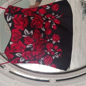 New Strapless top rose and black size 4 white house black market